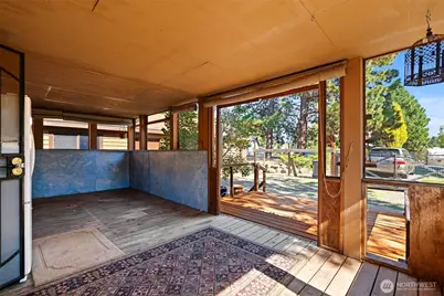 1251 Sunlight Drive, Cle Elum, WA 98922 - Photo 3