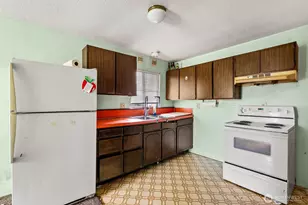 1222 Crescent, Raymond, WA 98577 - Photo 7