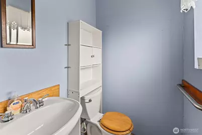 1222 Crescent, Raymond, WA 98577 - Photo 11