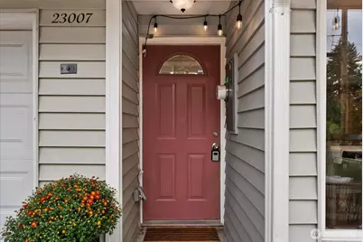 23007 63rd Avenue W, Mountlake Terrace, WA 98043 - Photo 19