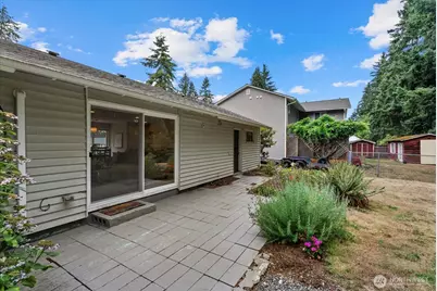 23007 63rd Avenue W, Mountlake Terrace, WA 98043 - Photo 21