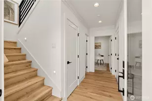 9251 Palatine Ave N, Seattle, WA 98103 - Photo 5