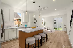 9251 Palatine Ave N, Seattle, WA 98103 - Photo 29