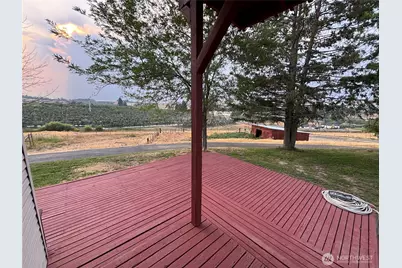 1701 Reservoir Loop Road, Selah, WA 98942 - Photo 3