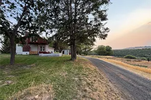 1701 Reservoir Loop Rd, Selah, WA 98942 - Photo 5