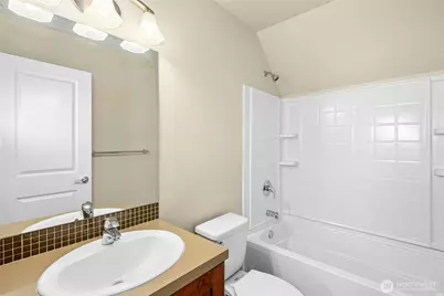 365 NE Denny Way, Issaquah, WA 98029 - Photo 25