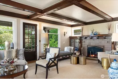 1215 E Lynn Street, Seattle, WA 98102 - Photo 9