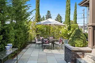 1215 E Lynn St, Seattle, WA 98102 - Photo 35