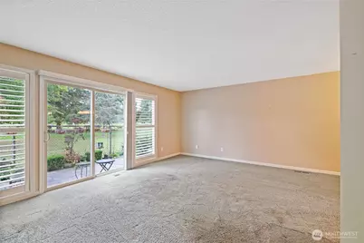 2353 40th Ave #3, Longview, WA 98632 - Photo 5