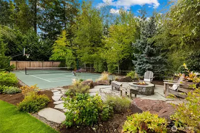 24733 SE Windsor Boulevard, Sammamish, WA 98074 - Photo 11