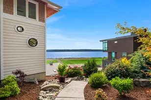 2106 Breezy Point Rd, Camano Island, WA 98282 - Photo 9
