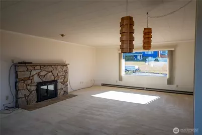 1713 E Fourth, Port Angeles, WA 98362 - Photo 9