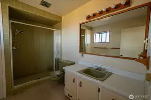 1713 E 4th, Port Angeles, WA 98362 - Photo 15
