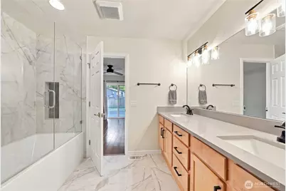 14729 Meadow Road #A, Lynnwood, WA 98087 - Photo 11