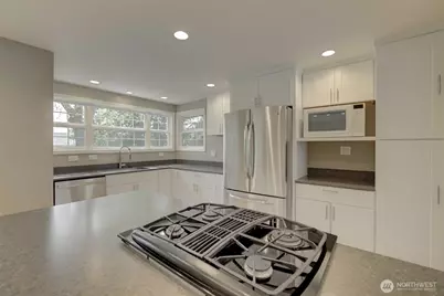 13930 122nd Avenue NE, Kirkland, WA 98034 - Photo 7