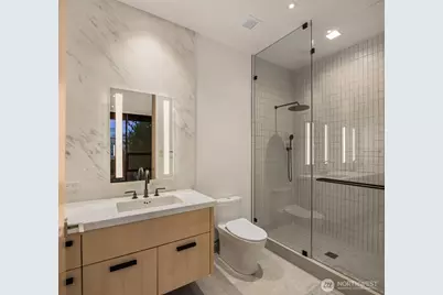 8 100th Avenue NE #401, Bellevue, WA 98004 - Photo 21