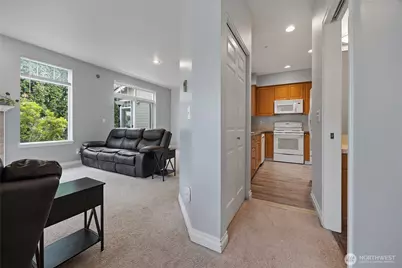 13000 Admiralty Way #J101, Everett, WA 98204 - Photo 15