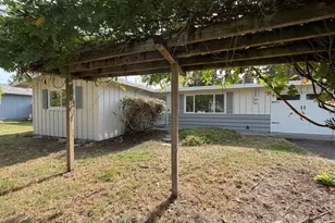 712 141st St E, Tacoma, WA 98445 - Photo 3