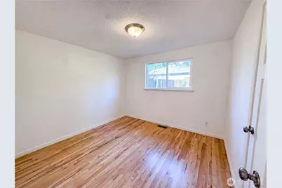 712 141st Street E, Tacoma, WA 98445 - Photo 13