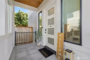 328 Slater St S, Kirkland, WA 98033 - Photo 3