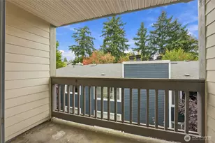 2152 N 112th Street N, Seattle, WA 98133 - Photo 11