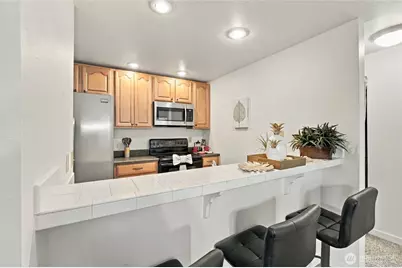 2152 N 112th Street N #409, Seattle, WA 98133 - Photo 7