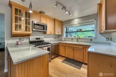3119 Crystal Springs Road W, University Place, WA 98466 - Photo 5