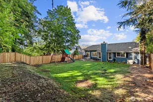 22701 12th Pl W, Bothell, WA 98021 - Photo 27