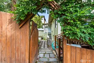 1923 15th Ave S, Seattle, WA 98144 - Photo 3