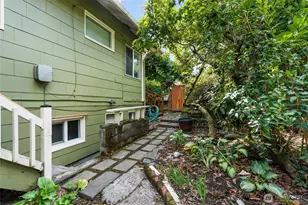 1923 15th Ave S, Seattle, WA 98144 - Photo 39