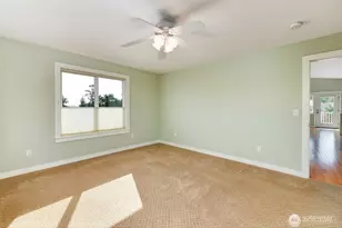 446 Modoc Pl, La Conner, WA 98257 - Photo 9