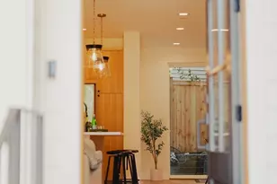11812 NE 103rd Pl, Kirkland, WA 98033 - Photo 3