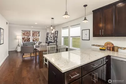 3627 Gilman Avenue W, Seattle, WA 98199 - Photo 11