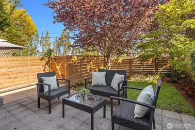 3627 Gilman Avenue W, Seattle, WA 98199 - Photo 21