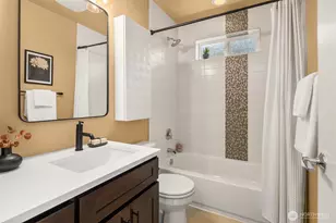 3627 Gilman Ave W, Seattle, WA 98199 - Photo 19