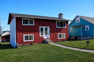 1209 E 5th St, Port Angeles, WA 98362 - Photo 3