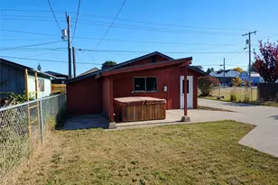 1209 E 5th St, Port Angeles, WA 98362 - Photo 29