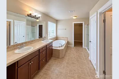 18608 111th Avenue Ct E, Puyallup, WA 98374 - Photo 23
