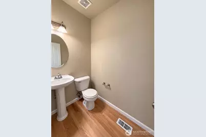 18608 111th Avenue Ct E, Puyallup, WA 98374 - Photo 17