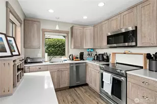 15675 Yokeko Dr, Anacortes, WA 98221 - Photo 29