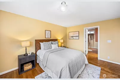 231 105th Avenue SE, Bellevue, WA 98004 - Photo 21