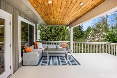 231 105th Avenue SE, Bellevue, WA 98004 - Photo 15
