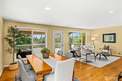 231 105th Avenue SE, Bellevue, WA 98004 - Photo 13