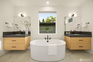 8407 NE 137th St, Kirkland, WA 98034 - Photo 17