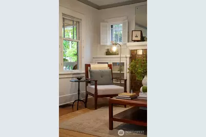 336 N 83rd Street, Seattle, WA 98103 - Photo 5