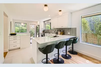 4027 SW Trenton Street, Seattle, WA 98136 - Photo 7