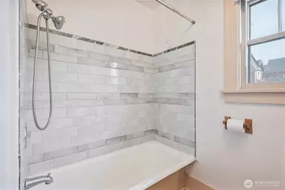 707 Ayers Street, Kelso, WA 98626 - Photo 15