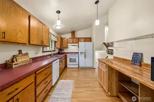 7275 Blackbird Dr NE, Bremerton, WA 98311 - Photo 7