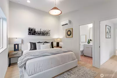 8039 Wallingford Avenue N #C, Seattle, WA 98103 - Photo 19