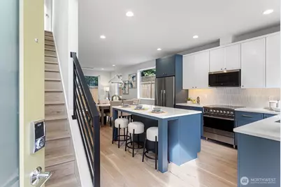 8039 Wallingford Avenue N #C, Seattle, WA 98103 - Photo 3